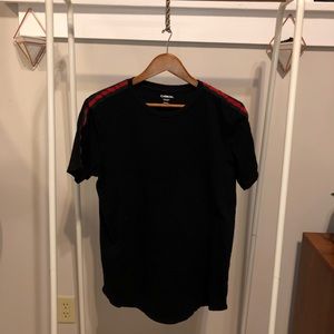 Carbon Shoulder Striped Tee